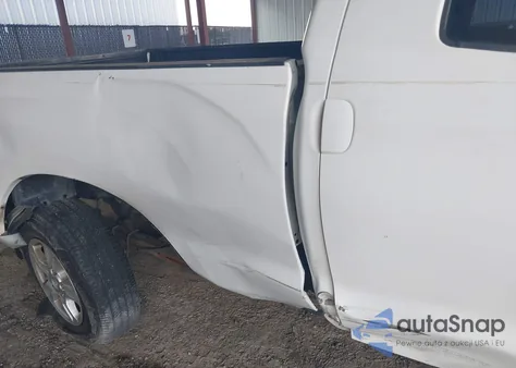 2010 Toyota Tundra Grade 4.6L V8 из США, поврежденный, VIN 5TFRM5F17AX010008